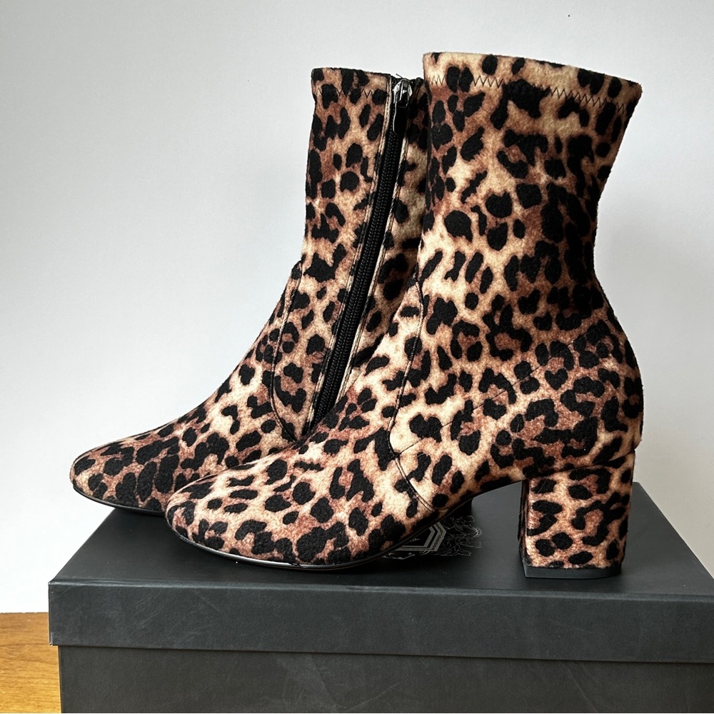New Anthropologie SILENT D  Boots